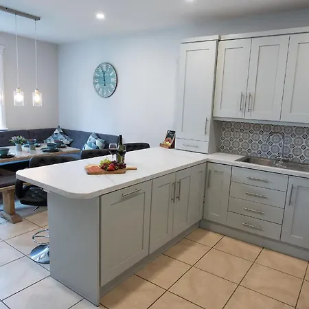 House, 3 Bedrooms Galway